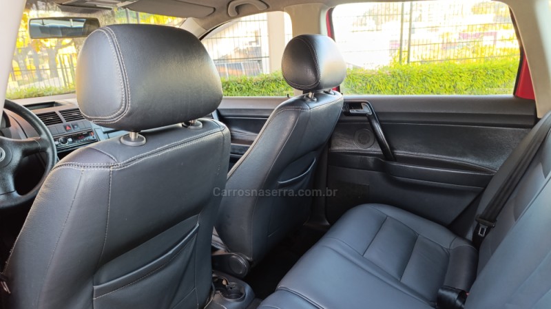 POLO 1.6 MI 8V TOTAL FLEX 4P MANUAL - 2004 - CAXIAS DO SUL