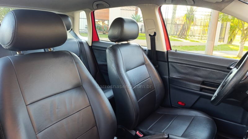 POLO 1.6 MI 8V TOTAL FLEX 4P MANUAL - 2004 - CAXIAS DO SUL