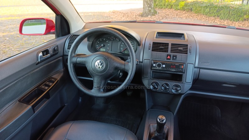 POLO 1.6 MI 8V TOTAL FLEX 4P MANUAL - 2004 - CAXIAS DO SUL