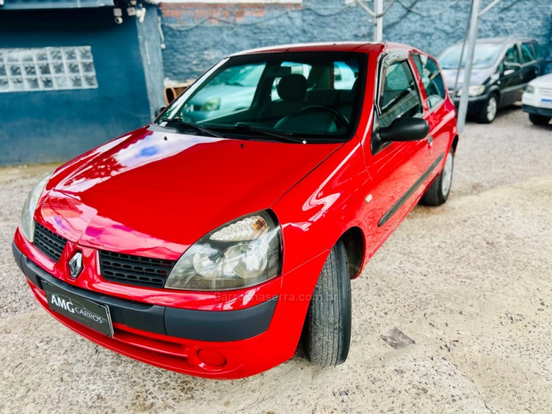 CLIO 1.0 AUTHENTIQUE 8V GASOLINA 2P MANUAL - 2005 - CAXIAS DO SUL