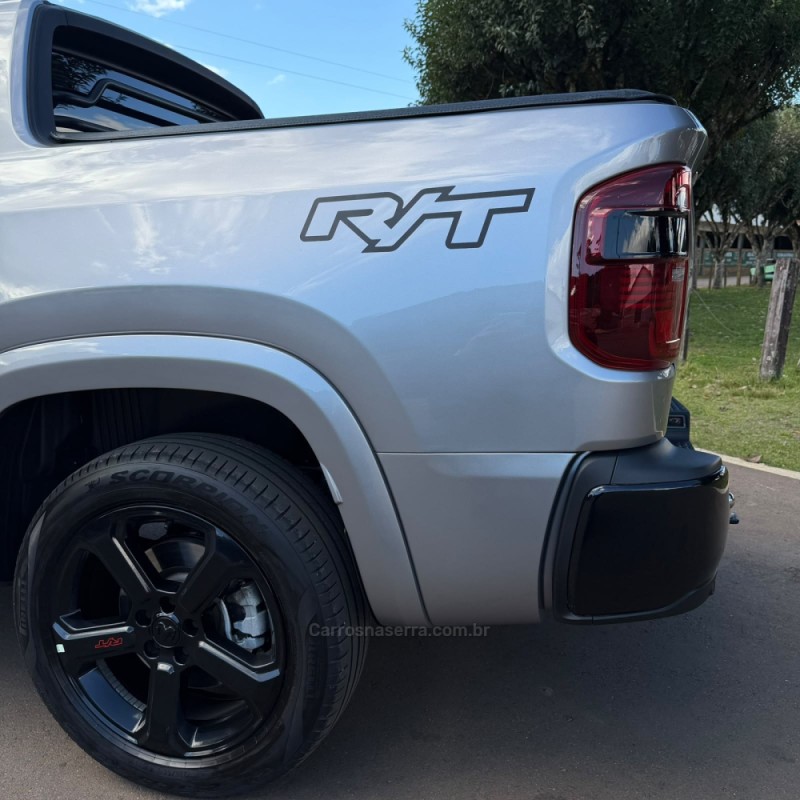 RAMPAGE 2.0 HURRICANE R/T 4 4X4 TURBO GASOLINA 4P AUTOMÁTICO - 2026 - VACARIA