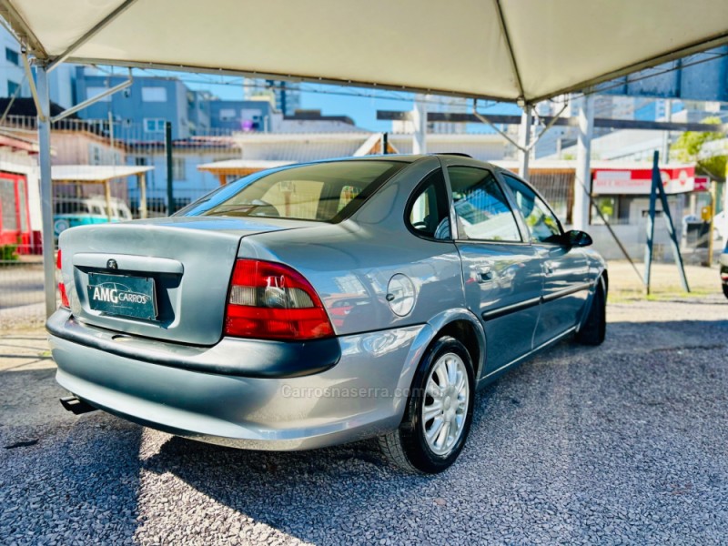 VECTRA 2.2 MPFI CD 16V GASOLINA 4P MANUAL - 1997 - CAXIAS DO SUL