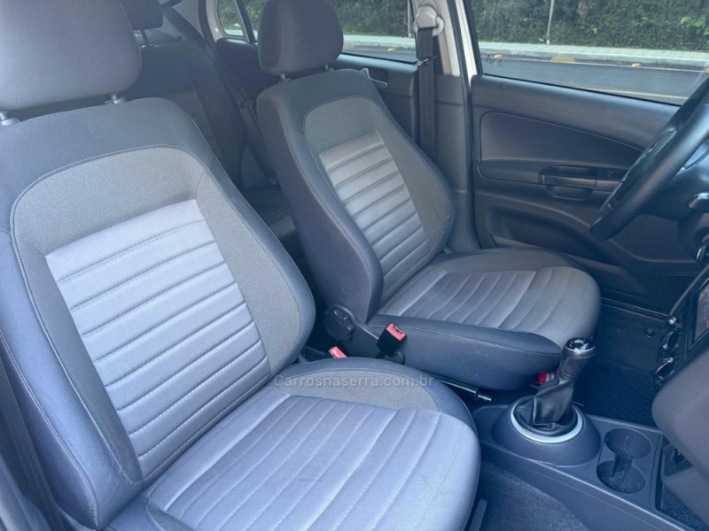 VOYAGE 1.6 MI COMFORTLINE 8V FLEX 4P MANUAL - 2013 - IVOTI