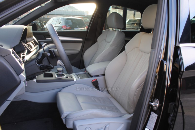 Q5 2.0 45 TFSI PHEV SPORTBACK S LINE BLACK QUATTRO HÍBRIDO 4P AUTOMÁTICO - 2024 - CAXIAS DO SUL