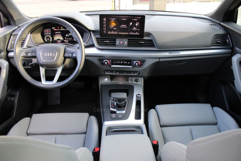 Q5 2.0 45 TFSI PHEV SPORTBACK S LINE BLACK QUATTRO HÍBRIDO 4P AUTOMÁTICO - 2024 - CAXIAS DO SUL