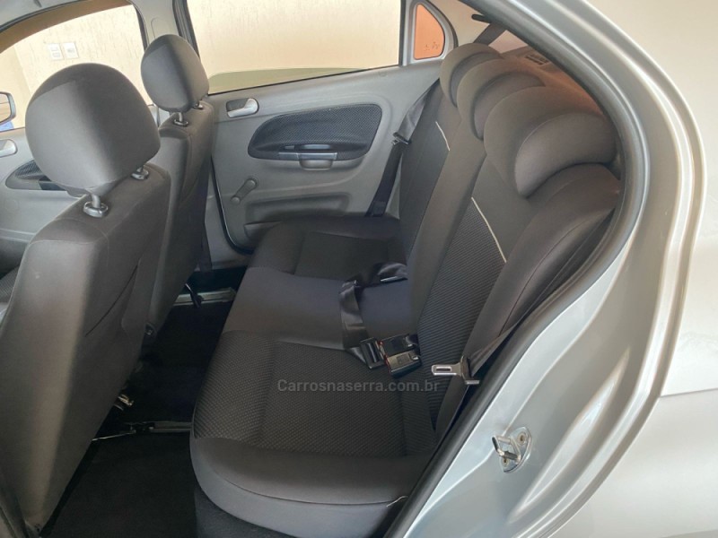 VOYAGE 1.0 MI COMFORTLINE 8V FLEX 4P MANUAL - 2017 - LAJEADO