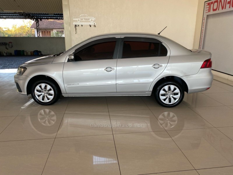 VOYAGE 1.0 MI COMFORTLINE 8V FLEX 4P MANUAL - 2017 - LAJEADO