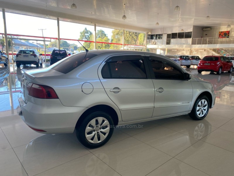 VOYAGE 1.0 MI COMFORTLINE 8V FLEX 4P MANUAL - 2017 - LAJEADO