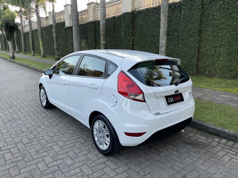 FIESTA 1.5 S HATCH 16V FLEX 4P MANUAL - 2015 - CAXIAS DO SUL