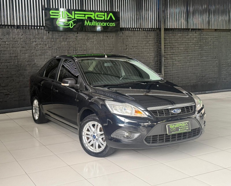 FOCUS 2.0 GLX SEDAN 16V FLEX 4P MANUAL - 2012 - CAXIAS DO SUL