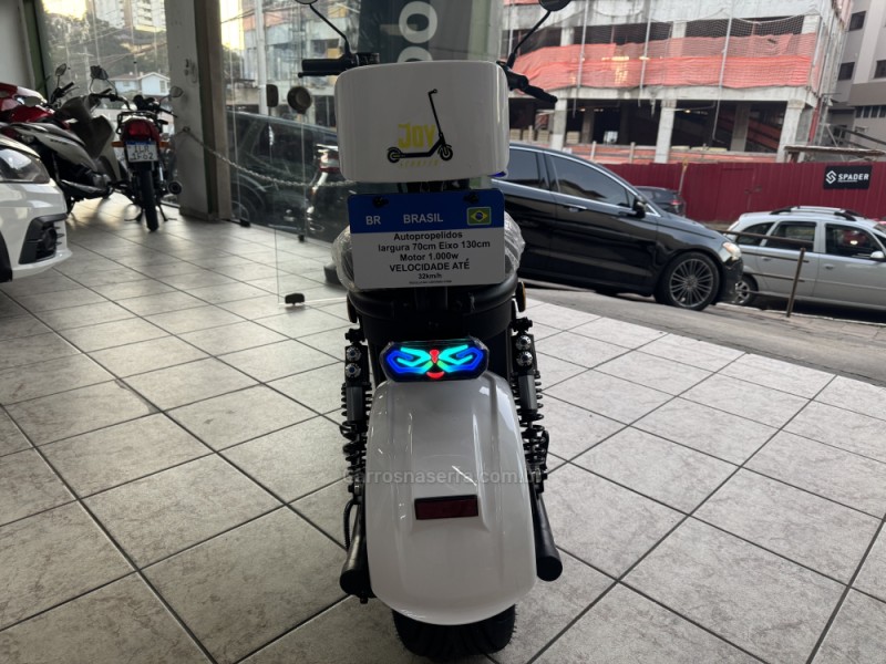 SCOOTER ELÉTRICA  - 2027 - GARIBALDI
