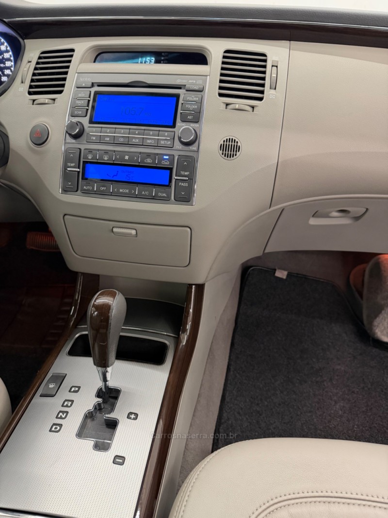 AZERA 3.0 MPFI GLS V6 24V GASOLINA 4P AUTOMÁTICO - 2010 - CAXIAS DO SUL