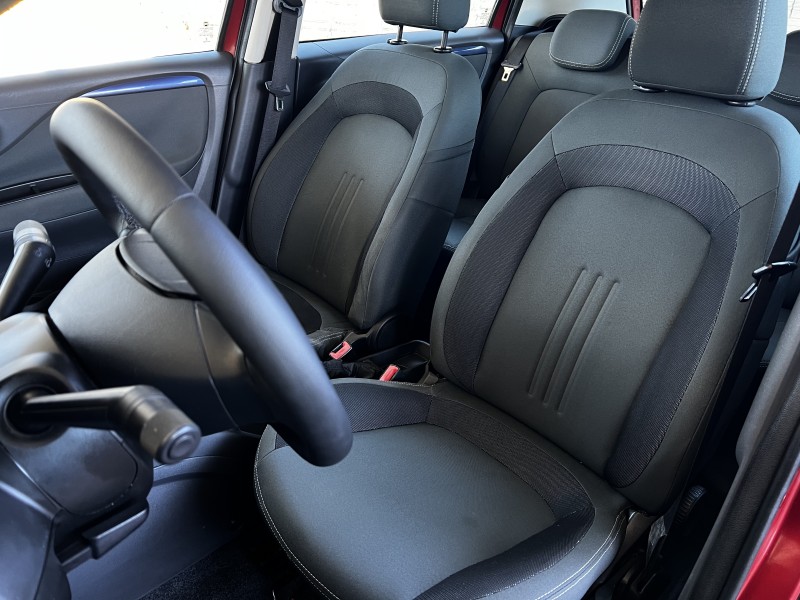 PUNTO 1.4 ATTRACTIVE 8V FLEX 4P MANUAL - 2015 - BENTO GONçALVES