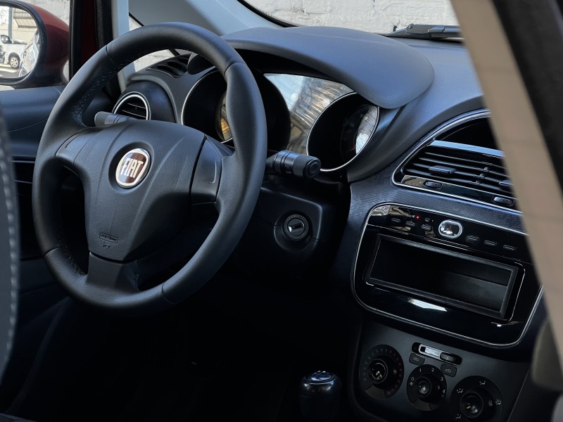 PUNTO 1.4 ATTRACTIVE 8V FLEX 4P MANUAL - 2015 - BENTO GONçALVES