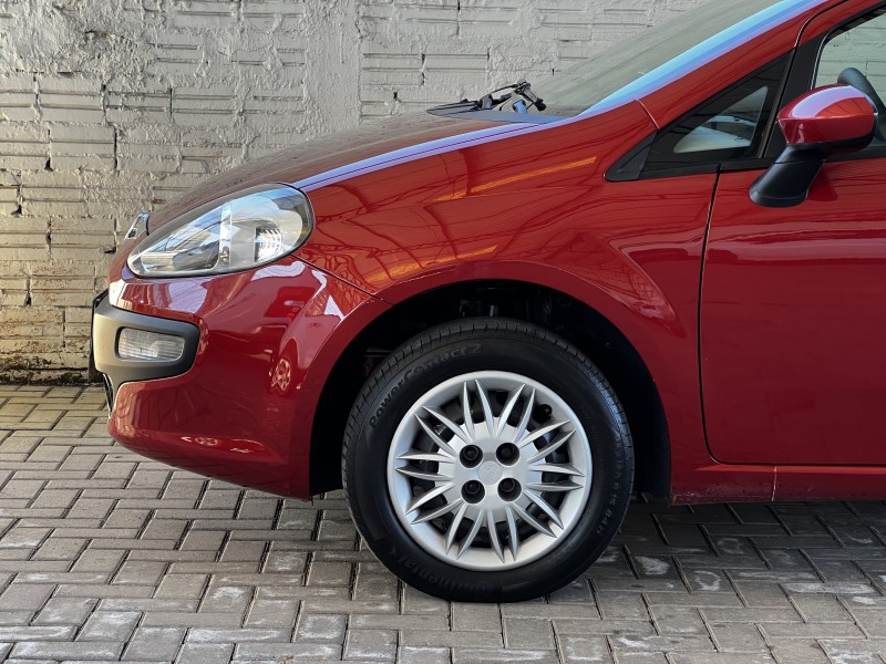 PUNTO 1.4 ATTRACTIVE 8V FLEX 4P MANUAL - 2015 - BENTO GONçALVES