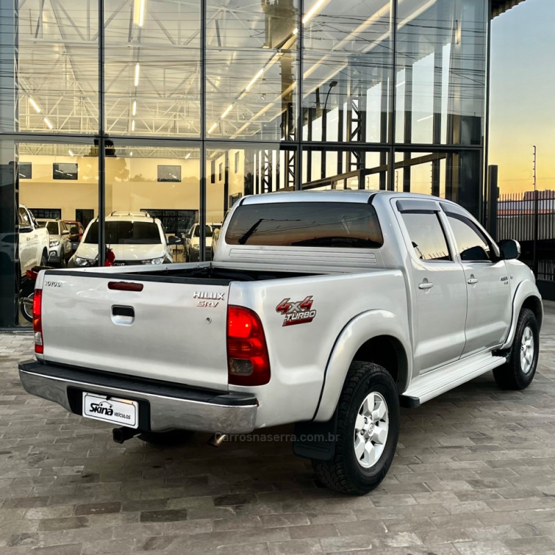 HILUX 2.5 4X4 CD 16V TURBO DIESEL 4P MANUAL - 2011 - VACARIA