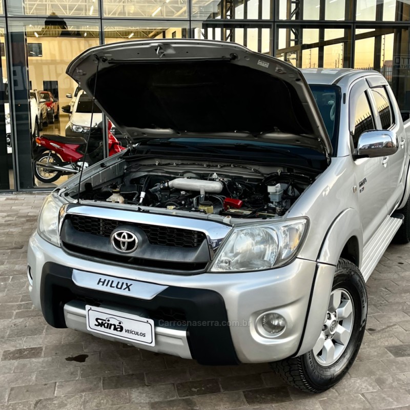 HILUX 2.5 4X4 CD 16V TURBO DIESEL 4P MANUAL - 2011 - VACARIA