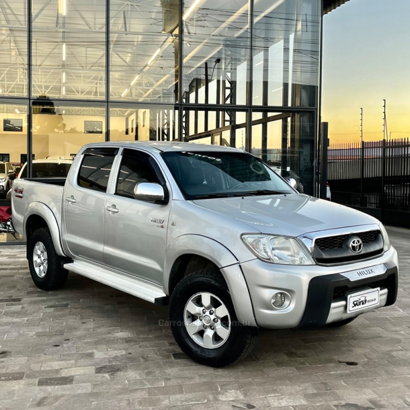 HILUX 2.5 4X4 CD 16V TURBO DIESEL 4P MANUAL - 2011 - VACARIA