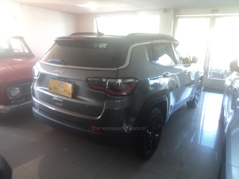 COMPASS 2.0 16V FLEX LIMITED AUTOMÁTICO - 2021 - FARROUPILHA