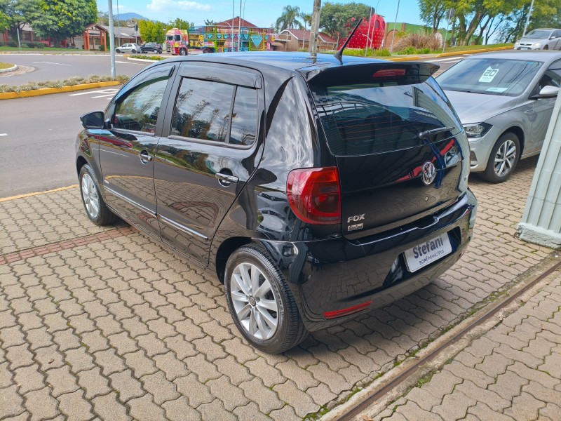 FOX 1.6 MI PRIME 8V FLEX 4P MANUAL - 2010 - BOM PRINCíPIO