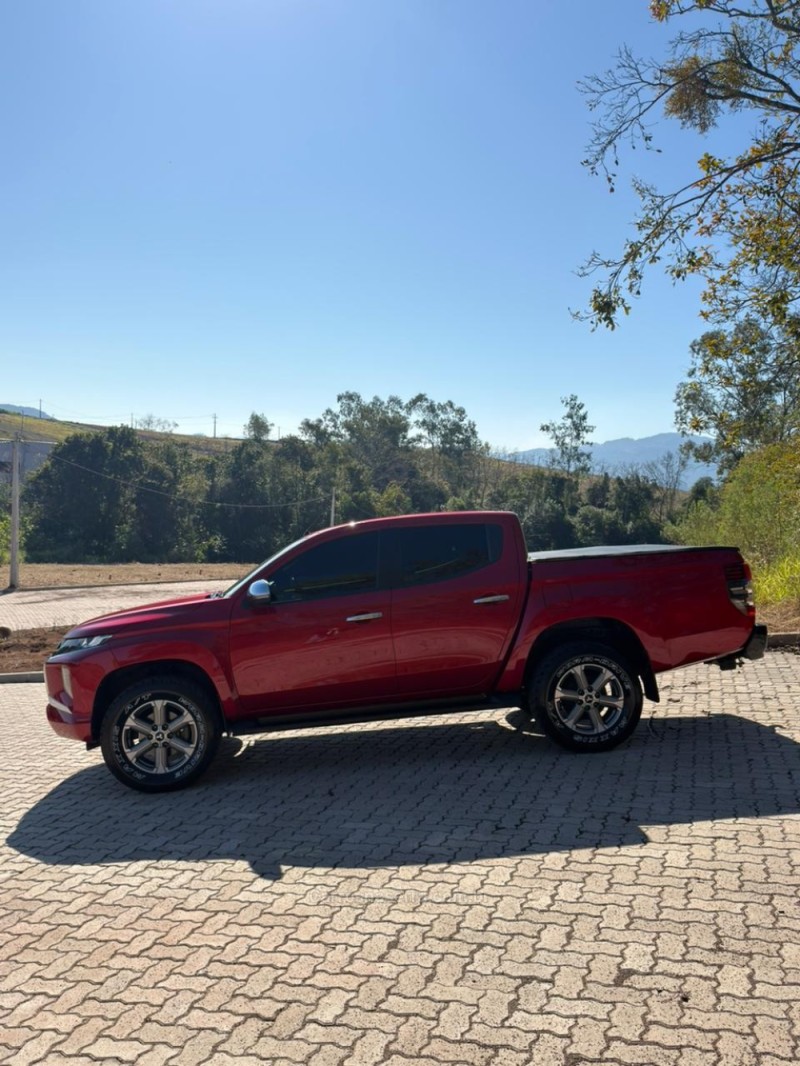 L200 TRITON  - 2022 - LAJEADO