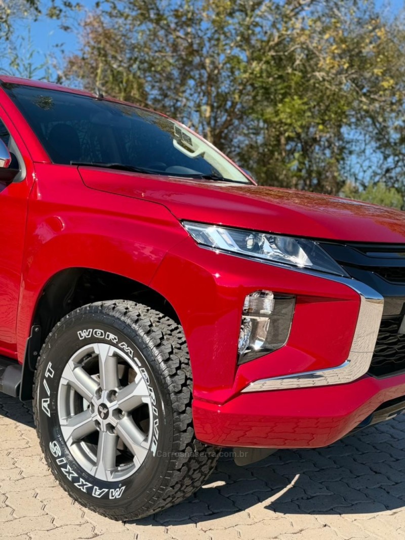 L200 TRITON  - 2022 - LAJEADO