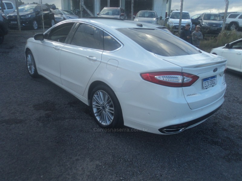 FUSION 2.0 TITANIUM GTDI ECOBOOST AWD AUTOMÁTICO - 2013 - FARROUPILHA