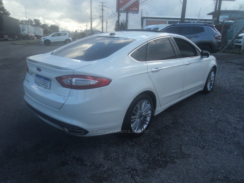 FUSION 2.0 TITANIUM GTDI ECOBOOST AWD AUTOMÁTICO - 2013 - FARROUPILHA