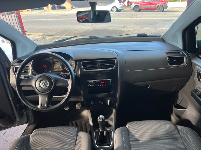 FOX 1.0 MI 8V FLEX 4P MANUAL - 2011 - CAXIAS DO SUL
