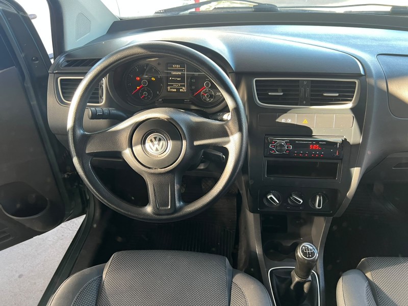 FOX 1.0 MI 8V FLEX 4P MANUAL - 2011 - CAXIAS DO SUL