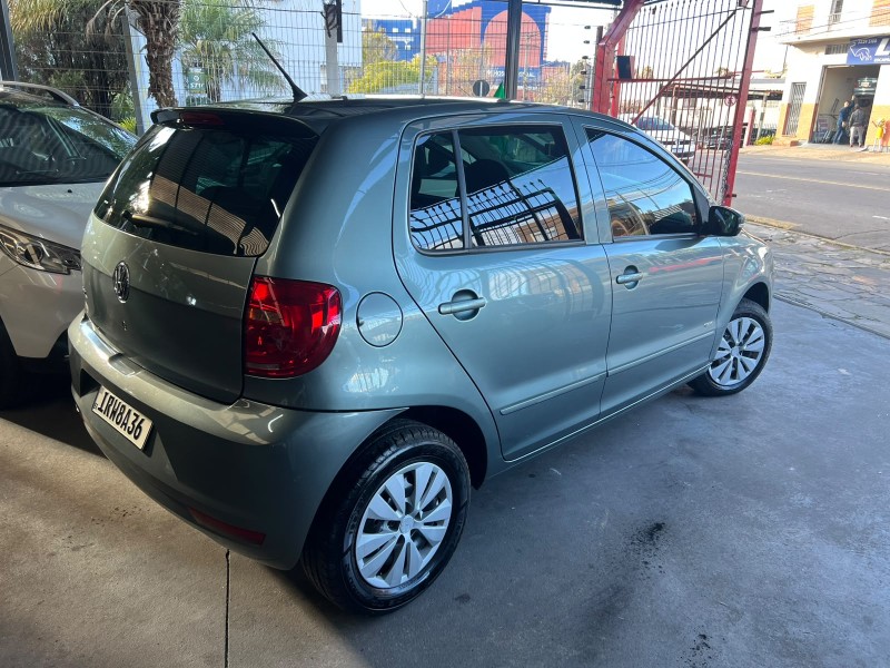 FOX 1.0 MI 8V FLEX 4P MANUAL - 2011 - CAXIAS DO SUL