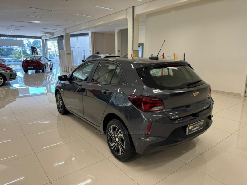 ONIX 1.0 LT 12V FLEX 4P MANUAL - 2024 - VERANóPOLIS