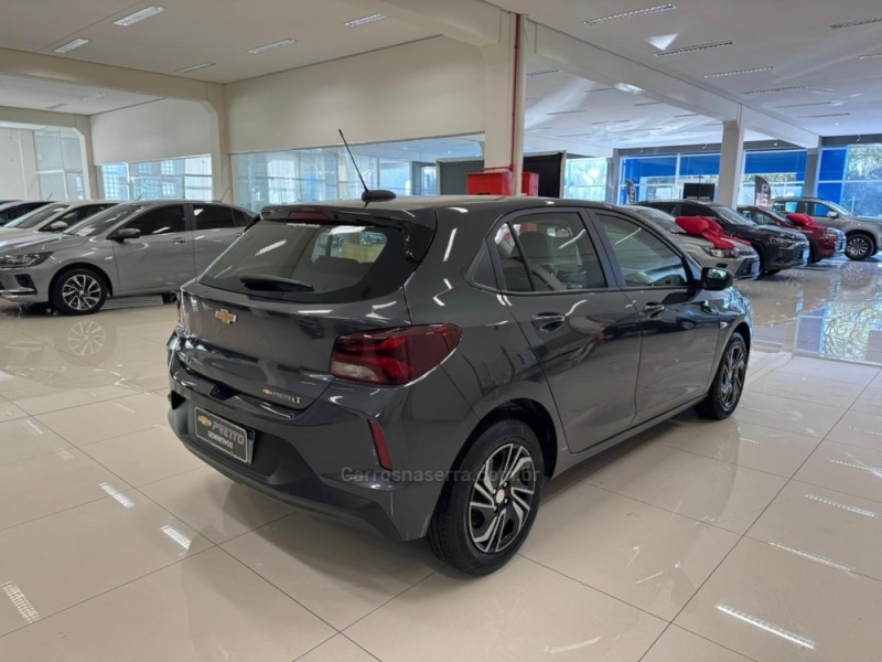 ONIX 1.0 LT 12V FLEX 4P MANUAL - 2024 - VERANóPOLIS