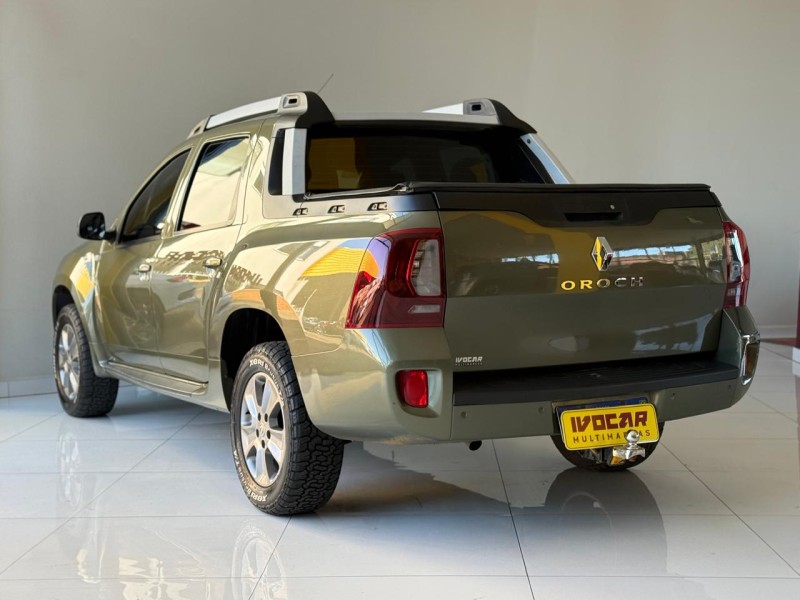 DUSTER OROCH 1.6 16V FLEX DYNAMIQUE 4P MANUAL - 2019 - VACARIA