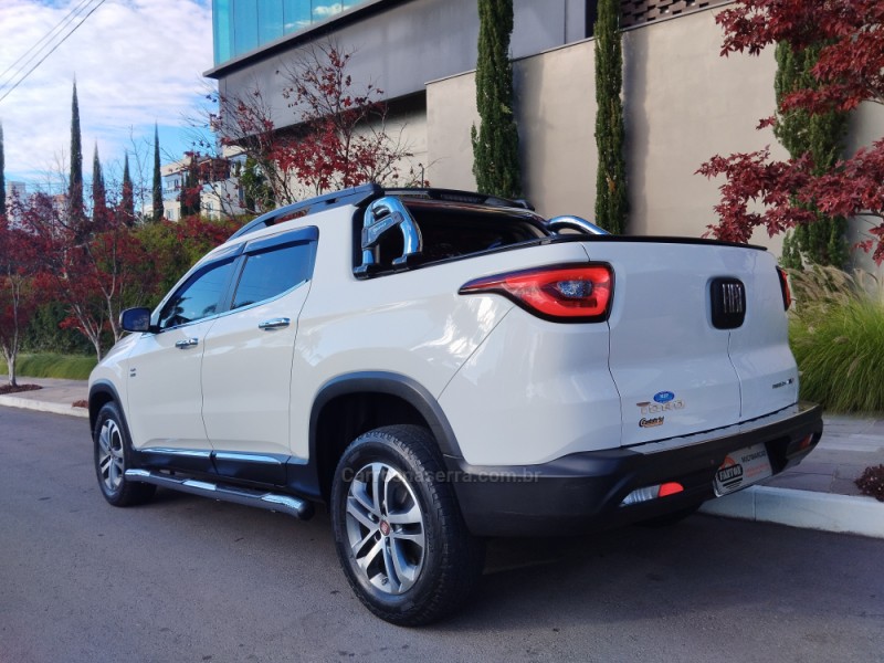 TORO 2.0 16V TURBO DIESEL FREEDOM 4WD AT9 AUTOMÁTICO - 2019 - FARROUPILHA