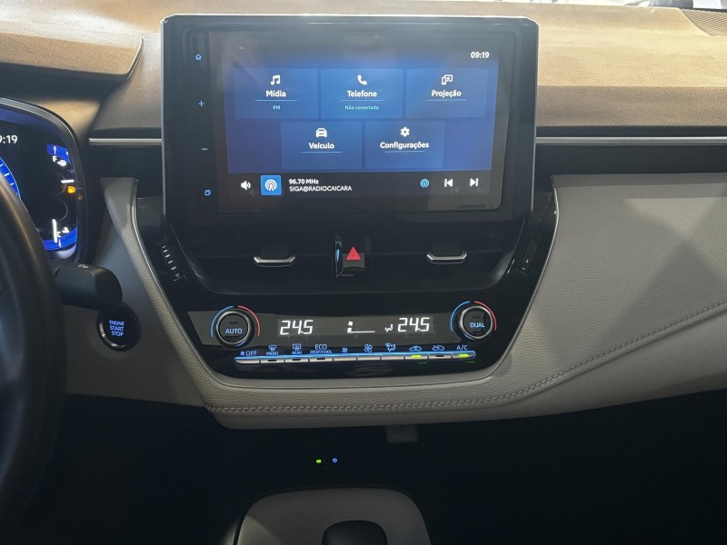 COROLLA 2.0 ALTIS PREMIUM 16V FLEX 4P AUTOMÁTICO - 2023 - FARROUPILHA