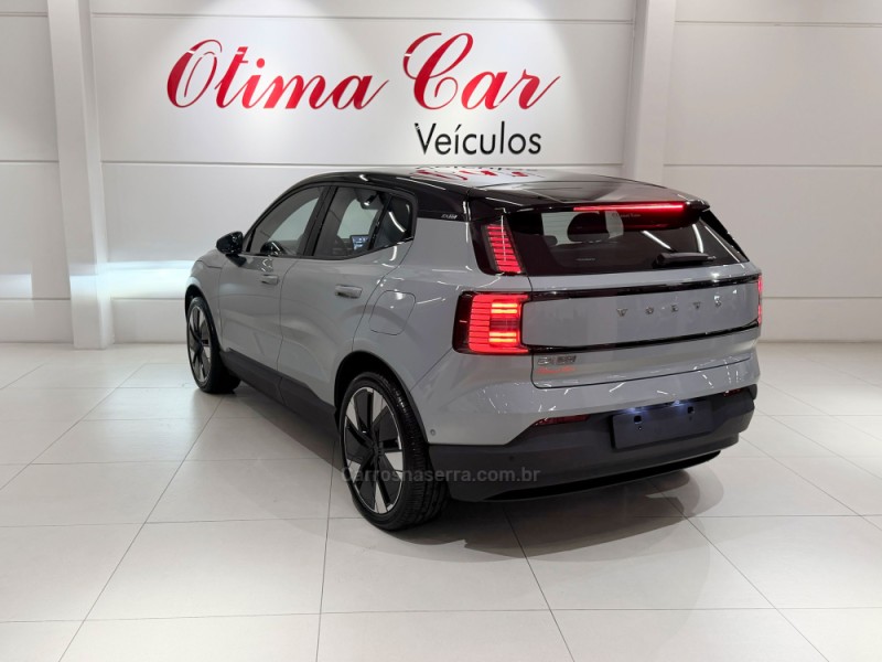 EX30 ULTRA EXTENDED RANGE - 2025 - FLORES DA CUNHA