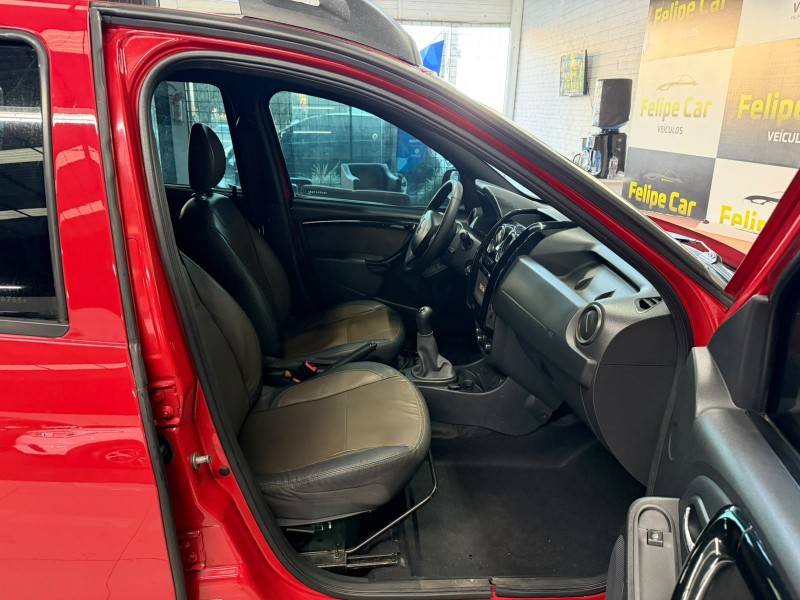 DUSTER 1.6 DYNAMIQUE 4X2 16V FLEX 4P MANUAL - 2016 - CAXIAS DO SUL