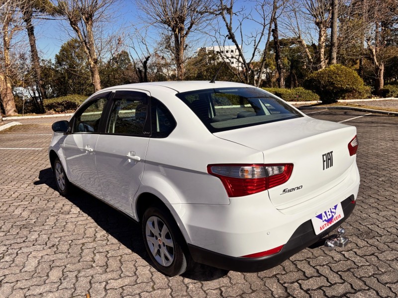 GRAND SIENA 1.0 ATTRACTIVE 8V FLEX 4P MANUAL - 2021 - CAXIAS DO SUL