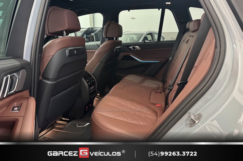 X5 3.0 4X4 50E M SPORT 4P HÍBRIDO AUTOMÁTICO - 2025 - BENTO GONçALVES
