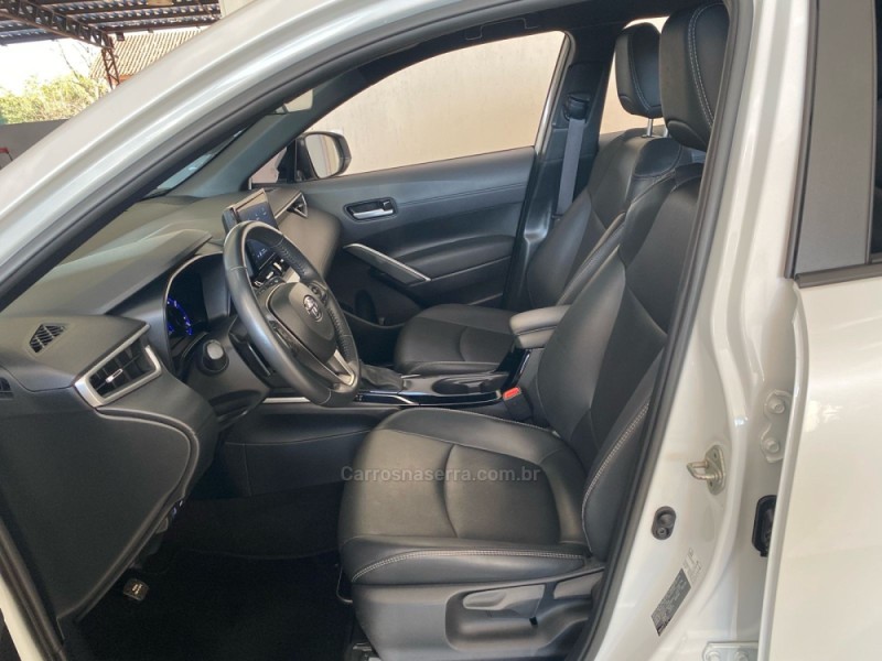 COROLLA 2.0 CROSS XRE 16V FLEX 4P AUTOMÁTICO - 2024 - LAJEADO