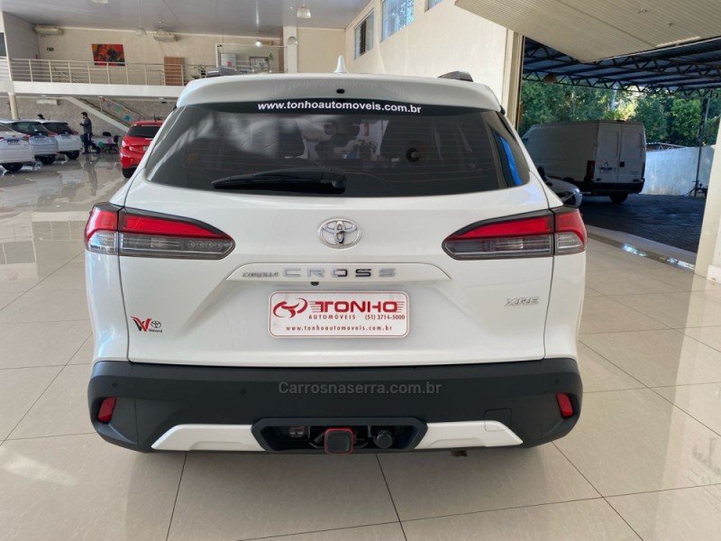 COROLLA 2.0 CROSS XRE 16V FLEX 4P AUTOMÁTICO - 2024 - LAJEADO
