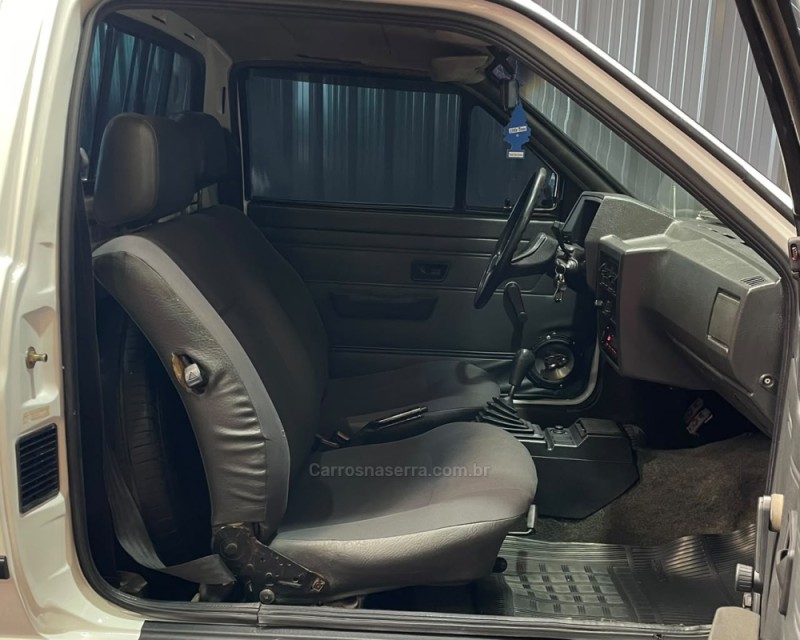 SAVEIRO 1.6 CL CS 8V GASOLINA 2P MANUAL - 1993 - VACARIA