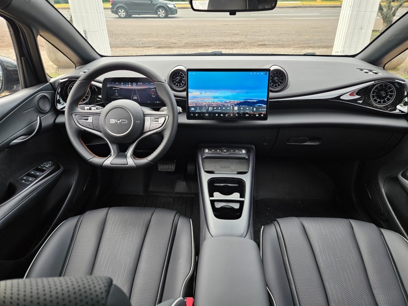 DOLPHIN SE 45.5 KW ELÉTRICO 4P AUTOMÁTICO - 2027 - BOM PRINCíPIO