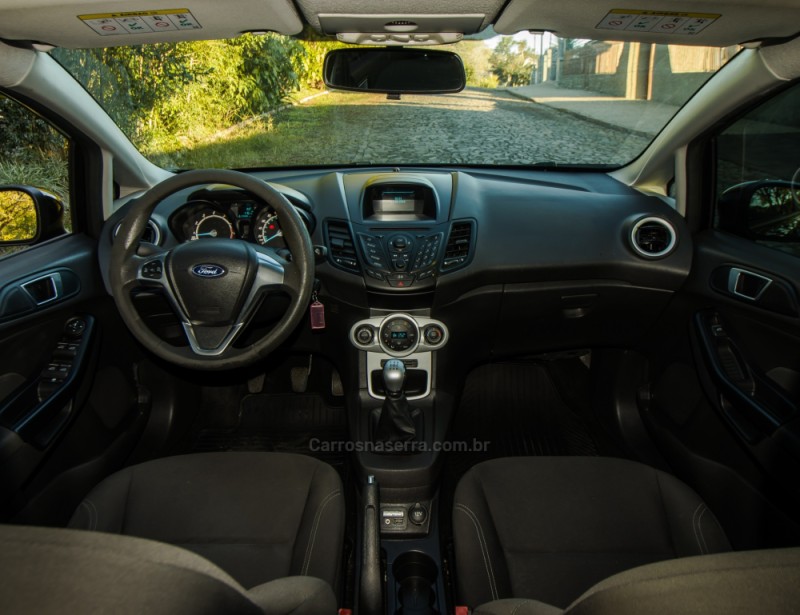 FIESTA 1.6 SE HATCH 16V FLEX 4P MANUAL - 2014 - NOVO HAMBURGO