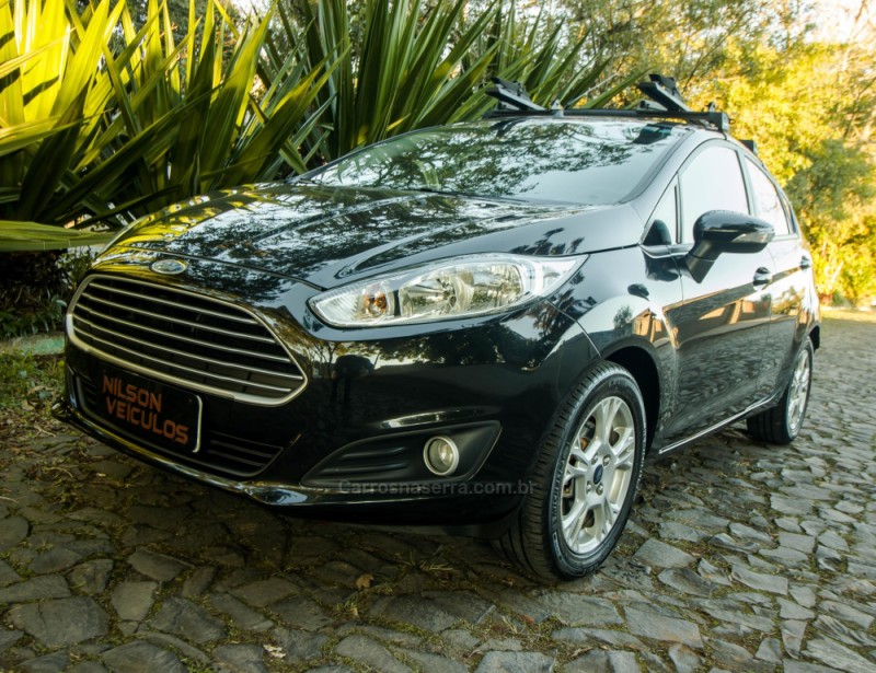 fiesta 1.6 se hatch 16v flex 4p manual 2014 novo hamburgo