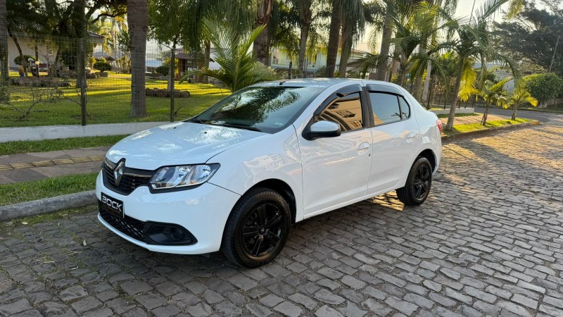 LOGAN 1.6 EXPRESSION 16V FLEX 4P MANUAL - 2017 - FELIZ