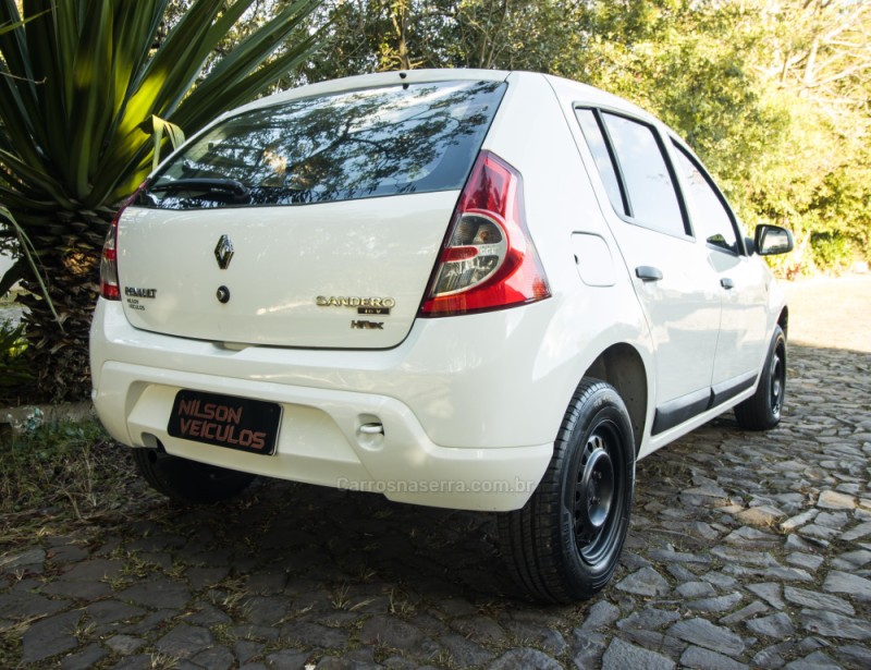 SANDERO 1.0 EXPRESSION 16V FLEX 4P MANUAL - 2011 - NOVO HAMBURGO