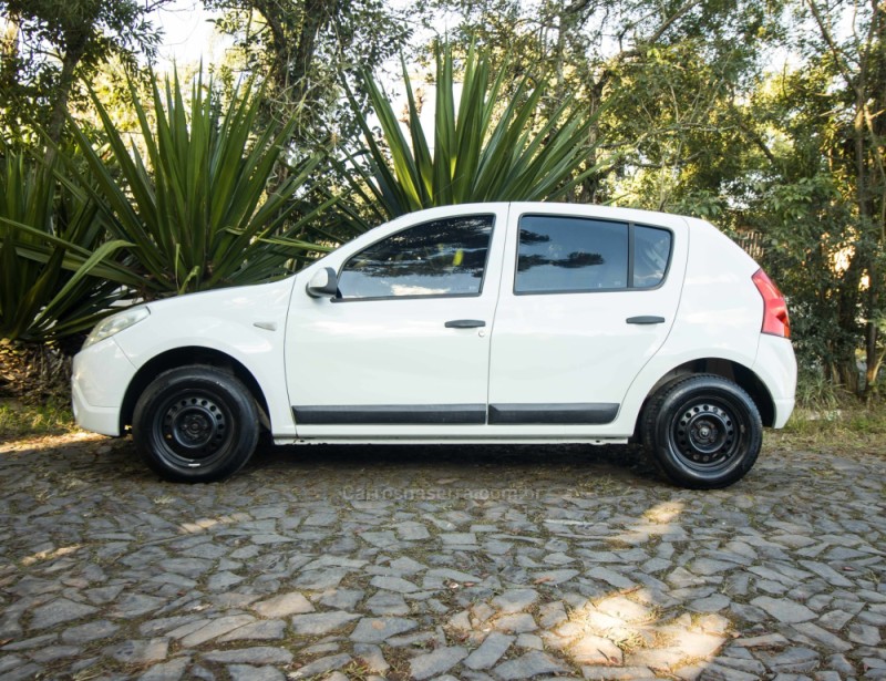 SANDERO 1.0 EXPRESSION 16V FLEX 4P MANUAL - 2011 - NOVO HAMBURGO