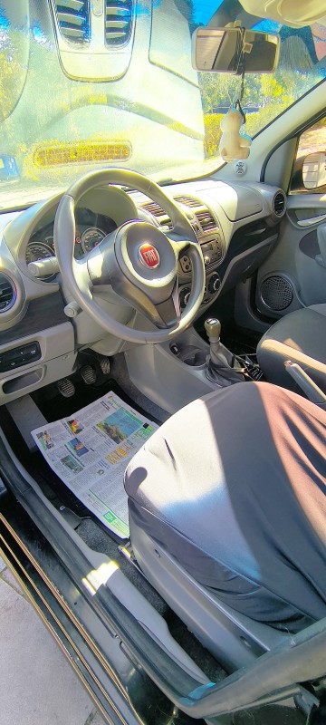 GRAND SIENA 1.6 MPI ESSENCE 16V FLEX 4P MANUAL - 2015 - FARROUPILHA
